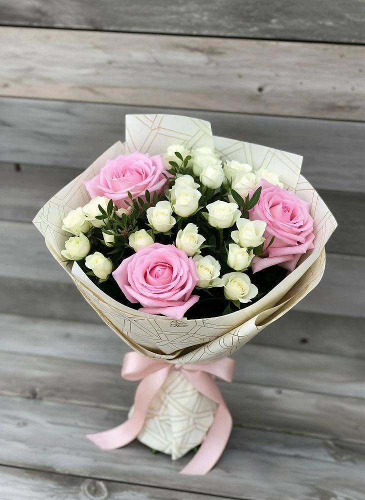 Букет цветов из: Розы в Струнино