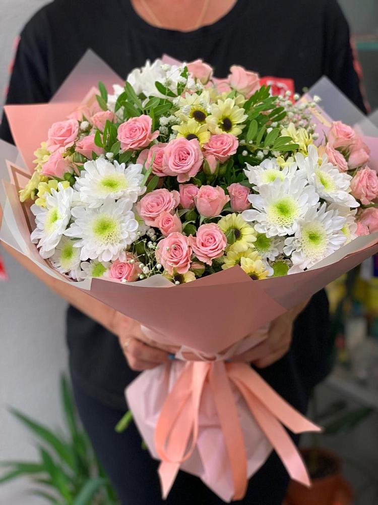 Букет цветов из: Розы и Хризантемы в Струнино