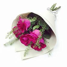 Букет цветов из:  Розы в Струнино