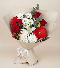 Букет цветов из:  Розы, Хризантемы, Герберы и Лилии в Струнино
