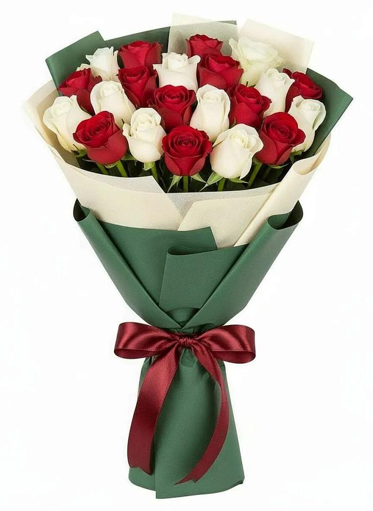 Букет Микс из красных и белых роз в Струнино