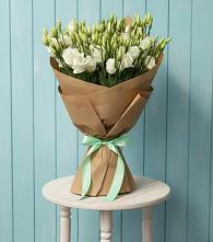 Букет цветов из:  Лизиантусы в Струнино