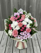 Букет цветов из:  Альстромерии, Гвоздики, Розы и Хризантемы в Струнино