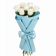 Букет 7 белых роз Проуд в Струнино