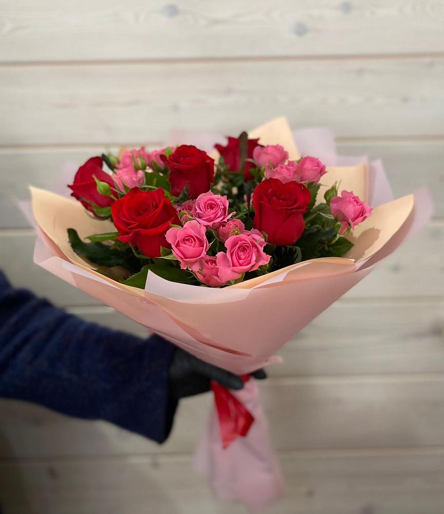 Букет цветов из: Розы в Струнино